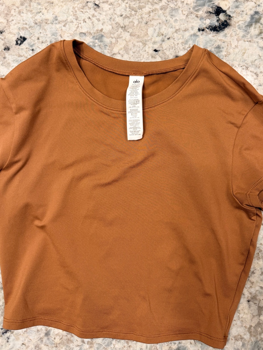 ALO Alosoft Crop Finesse Short Sleeve - Picture 3 of 4